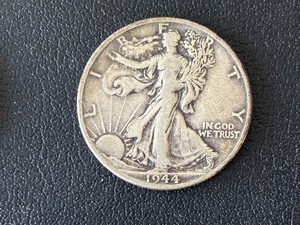lot 50 image: 1944-S Walking Liberty Half Dollar