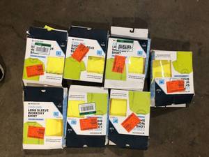 lot 12 image: Lot of Mission Unisex Large Hi Vis Yellow Cooling Short Sleeve Performance Shirt Customer Returns See Pictures