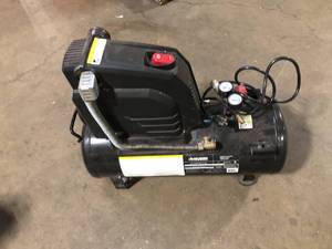 lot 18 image: Husky Air Compressor For Parts  Customer Returns See Pictures
