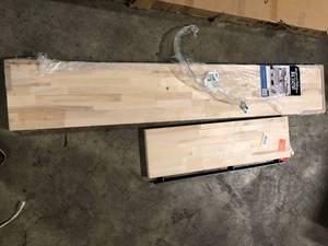 lot 33 image: Lot of Assorted Wooden Counter Block Various Models and Conditions   Customer Returns See Pictures