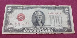 lot 15 image: 1928 Red Seal $2 Note