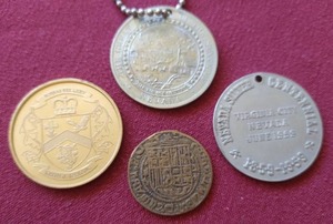lot 44 image: Mixed Lot - Tokens & Ferdinand & Isabella Reproduction Coin