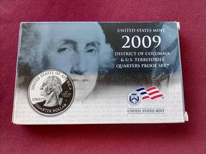 lot 86 image: 2009 U.S. Mint Proof Quarter Set - Territories
