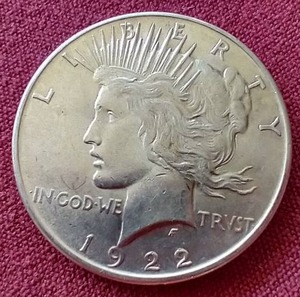 lot 113 image: 1922 Peace Dollar