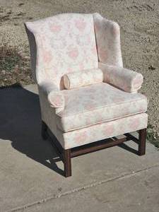 lot 2085 image: CALICO CORNERS Custom Made Living Room Chair