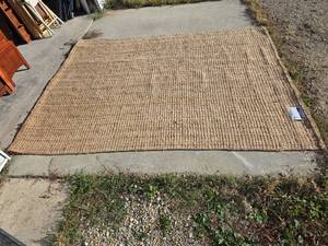 lot 2097 image: SAFAVIEH Natural Fiber Rug (8x10)