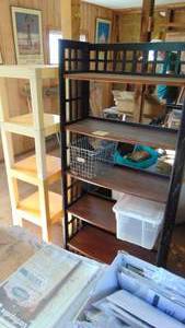 lot 40 image: Fold Up Shelf, Locker Baskets, Containers and Plastic Shelf