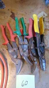 lot 60 image: Assorted Tin Cutters