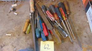 lot 62 image: Assorted Screwdrivers