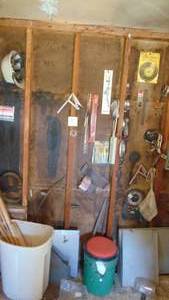 lot 70 image: Contents on Wall and Floor, Many Usable items