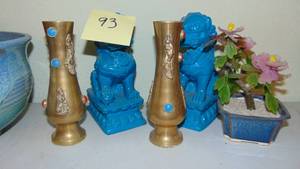 lot 93 image: Assorted Decor Pcs, including a pair of Bass Vases and Glass Floral Flower