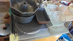 lot 132 image: Bakeware and Glass Bakeware