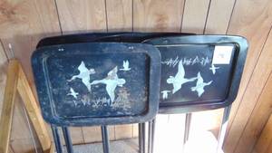 lot 146 image: Vintage Set of 4 TV Trays, 1-Asis