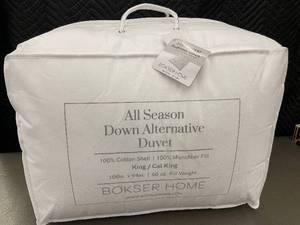 lot 6 image: Bokser Home All Season Down Alternative Duvet KingCal King