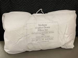 lot 9 image: Bokser Home Medium Feather Down King Pillow Set