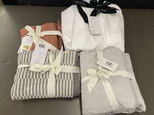 lot 21 image: Assorted King and Cal King Bedding Sets - Cotton and Linen