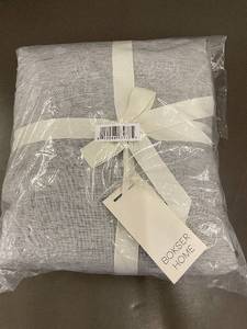 lot 57 image: Bokser Home 100 Percent French Linen Duvet Cover FullQueen