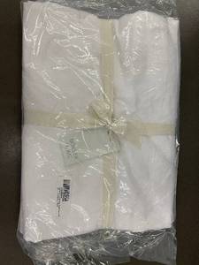 lot 80 image: Bokser Home French Linen & Cotton Duvet Cover Set, FullQueen, White