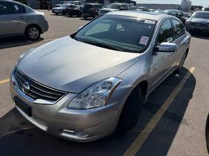 lot 23 image: 2010 Nissan Altima 2.5 SL