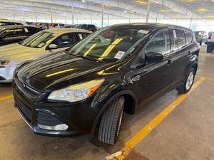lot 16 image: 2015 Ford Escape SE 4x4