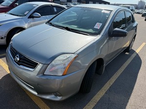 lot 22 image: 2010 Nissan Sentra 2.0