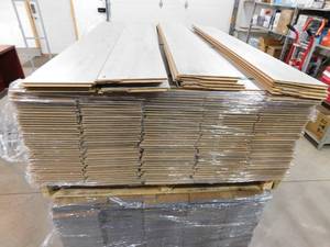 lot 21 image: 8 x 54 Click Plank Laminate Water Proof Flooring (567 sq.ft)