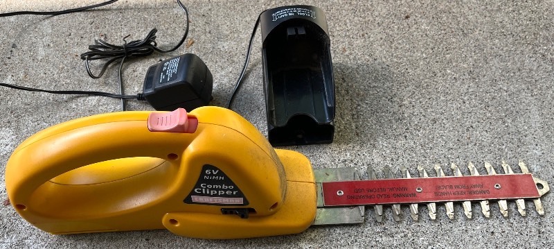 Craftsman 6V NiMH Combo Clipper Hedge Trimmer with Charger and