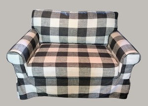 lot 94 image: G - Black and White Plaid Upholstered Sleeper Sofa