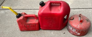 lot 152 image: Set of 3 Gasoline Fuel Cans - Assorted Sizes and Styles