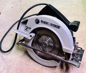 lot 133H image: S - Black & Decker 2 HP Portable Electric Circular Saw with Metal Case