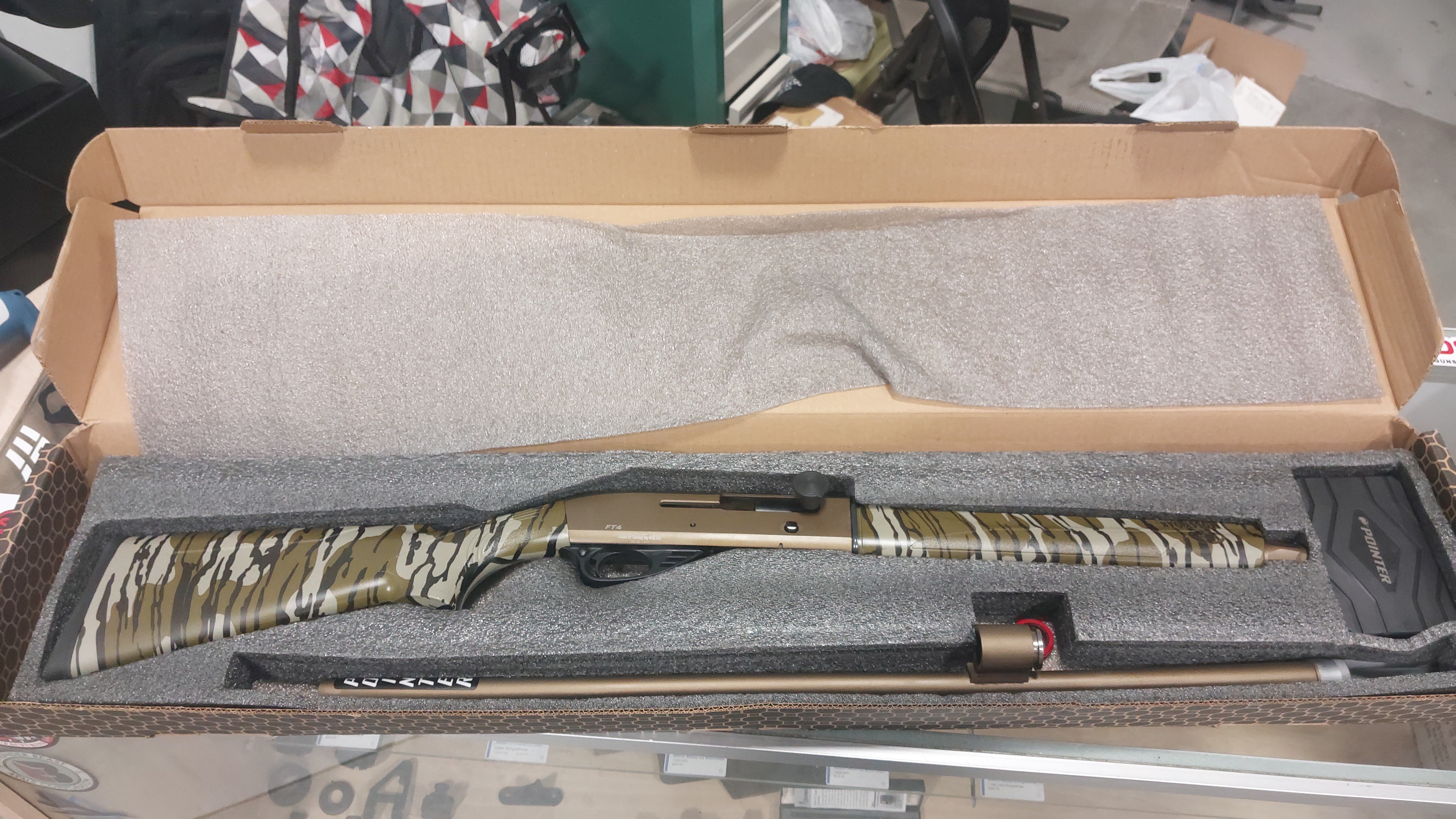 lot 100 image: NIB Pointer FT4 20 Gauge