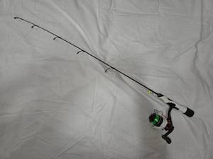 lot 149 image: 13 Fishing ice rod