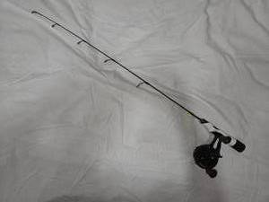 lot 151 image: 13 fishing ice rod