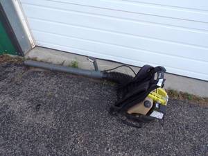 lot 36 image: Ryobi Back Pack Leaf Blower
