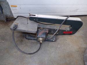 lot 60 image: Electric Scroll Saw