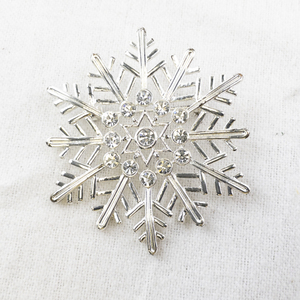 lot 37 image: Silver-Tone Snowflake Brooch with Rhinestones