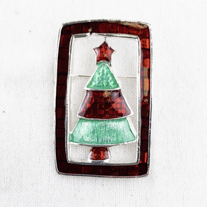 lot 39 image: Vintage Christmas Tree Pin Brooch with Red and Green Enamel