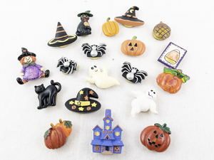 lot 79 image: Lot of 18 Halloween-Themed Lapel Pins Assorted Designs