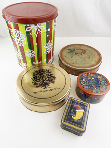 lot 152 image: Set of 5 Holiday and Vintage Decorative Metal Tins
