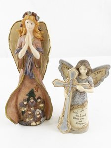 lot 157 image: Pair of Angel Figurines - Praying and Cross Motif