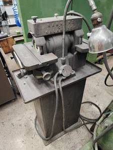 lot 7 image: Hammond Kalamazoo Diamond Grinder