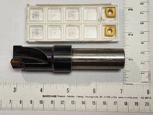 lot 16 image: Tool and Seco Inserts