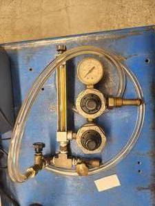 lot 32 image: Smith Argon regulator (587991)