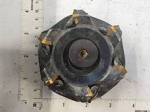 lot 40 image: Face Mill (587980)