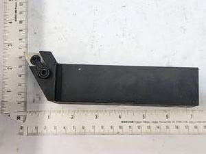 lot 54 image: Lathe turning tool (587957)