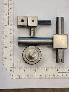 lot 67 image: Boring Head Tooling (587887)