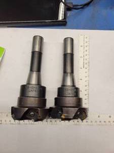 lot 117 image: Two Face Milling Cutters (587972) With Inserts
