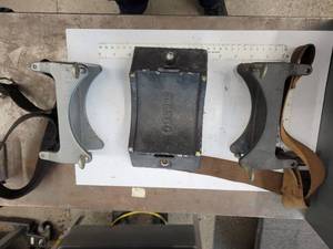 lot 123 image: Clamps For Cylinders (587987)