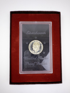 lot 346 image: 1974-S Eisenhower Silver Dollar Proof in Display Case