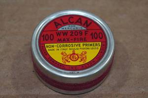 lot 262 image: 100 Alcan Shotshell Primers
